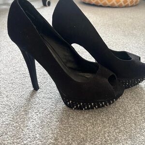 Elegant Black Peep-Toe Platform Heels